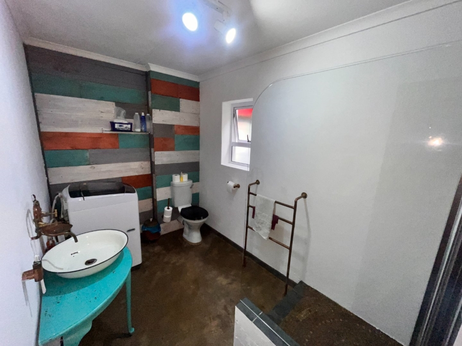 4 Bedroom Property for Sale in Noorsekloof Eastern Cape